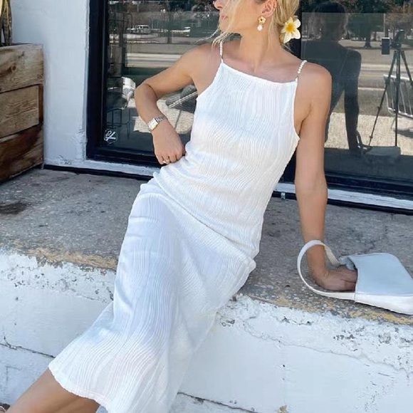 Pearl strap white dress - Picture 2 of 4